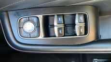 MG HS 1.5 T-GDI Trophy 5dr DCT Petrol Hatchback